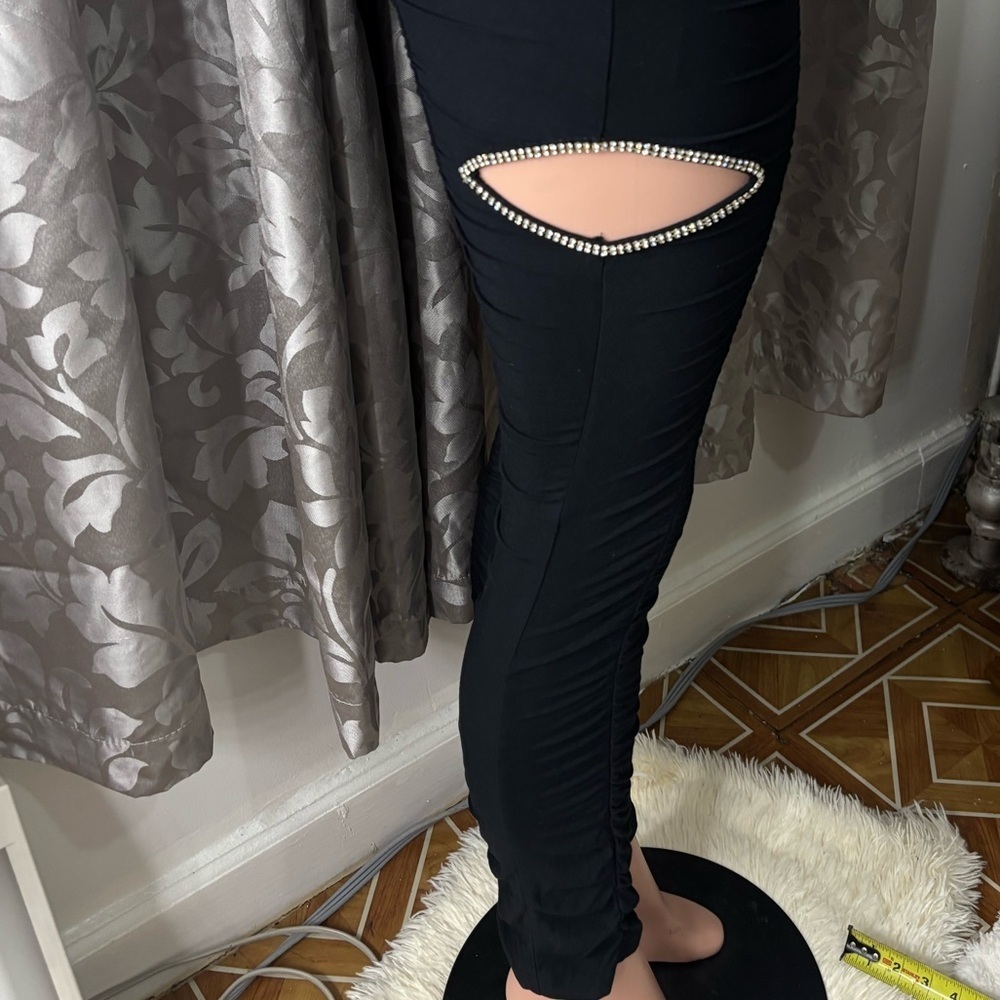NWT I.AM.GIA Women’s Black Lovedoll Rhinestone Diamond
Ruched Skinny Pants - Picture 10 of 11